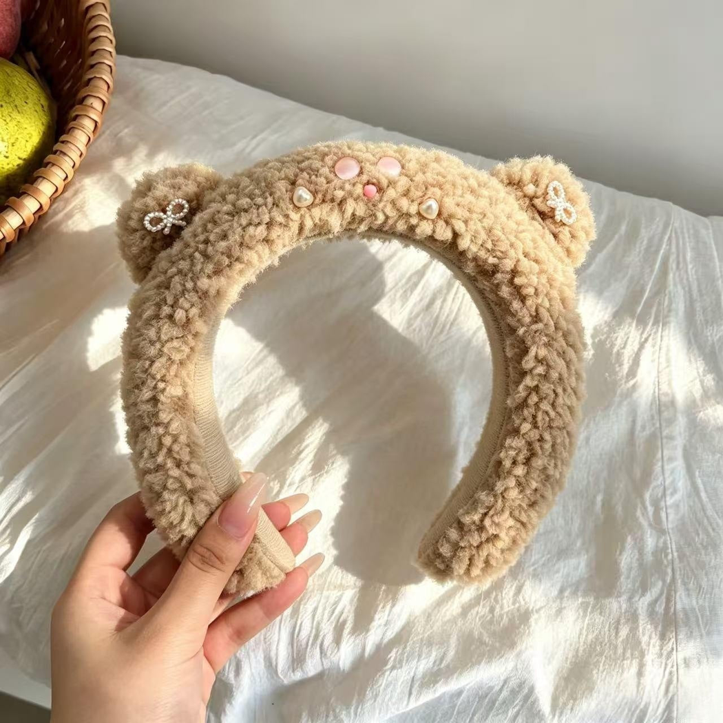 Gifty - Rounded Bear Ears Pink Face Accents Headband