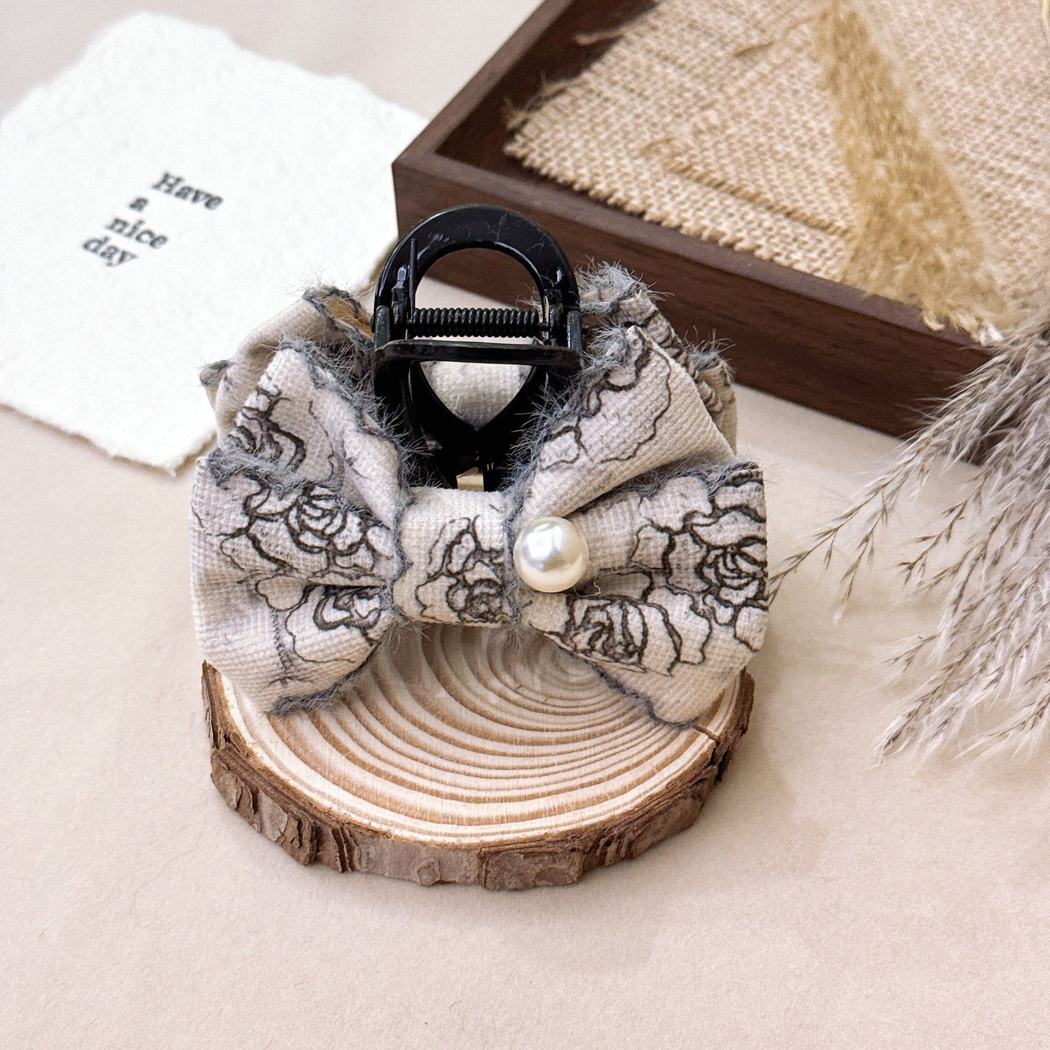 Beau - Floral-Outline Layered-Bow Hair Claw