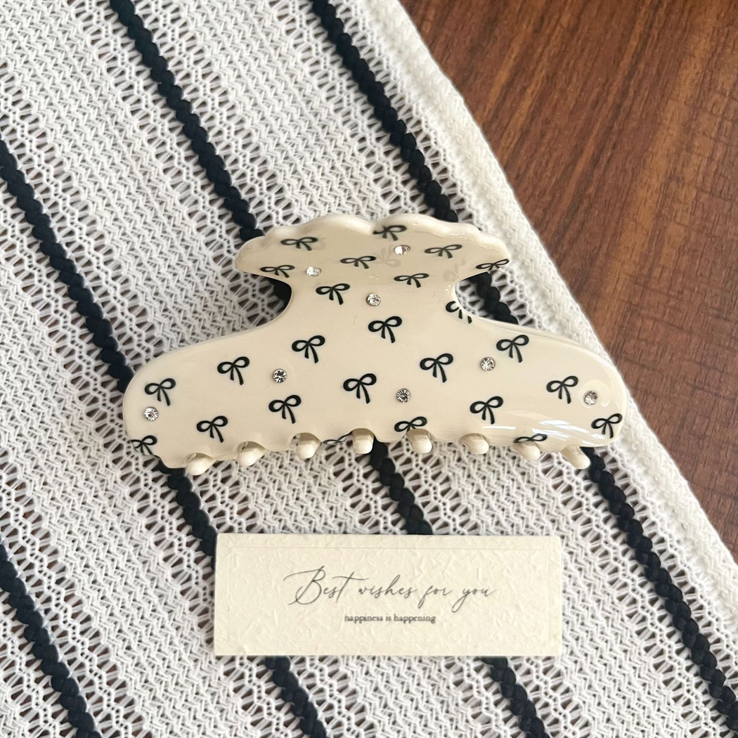 Beau - Polka Dot Pattern Bow Motif Hair Claw