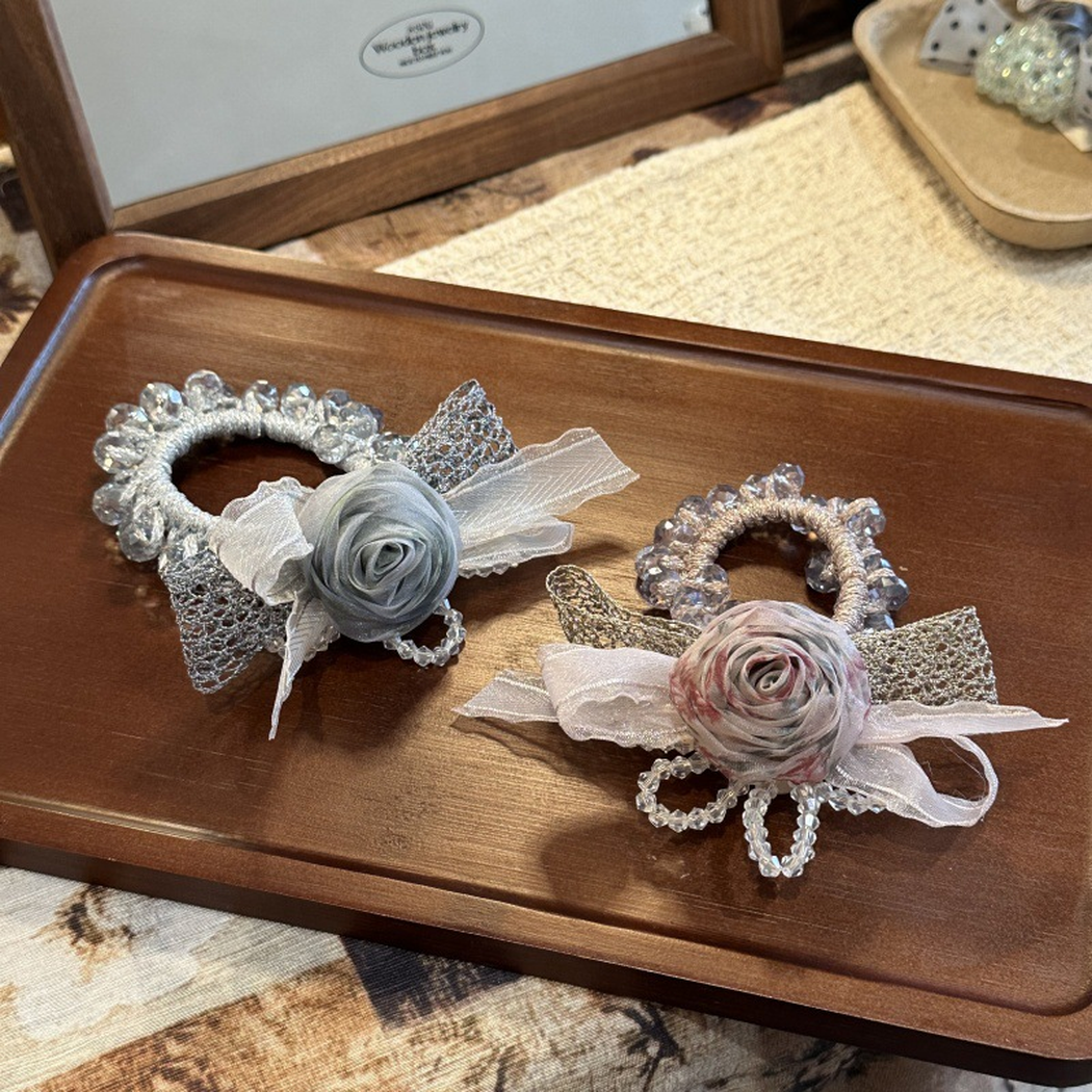 Gifty - Floral Motif Layered Bow Detail Scrunchie