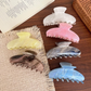 Beau - Marbled Pattern Curved Silhouette Hair Claw