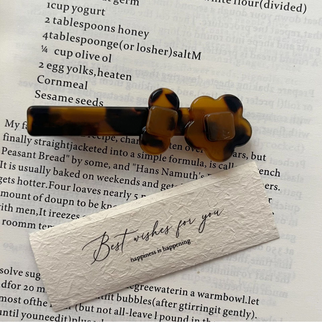 Beau - Floral Motif Bow Motif Hair Clip