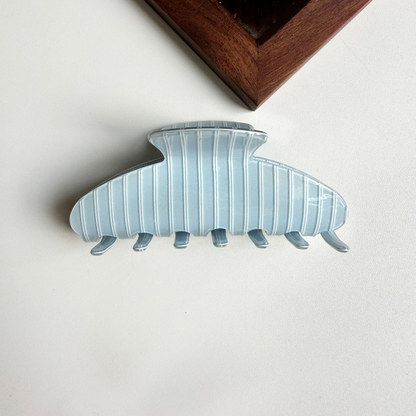 Beau - Stripe Pattern Star Motif Hair Claw