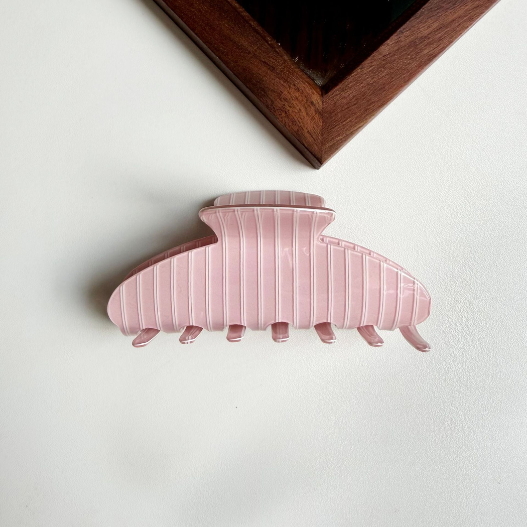 Beau - Stripe Pattern Star Motif Hair Claw
