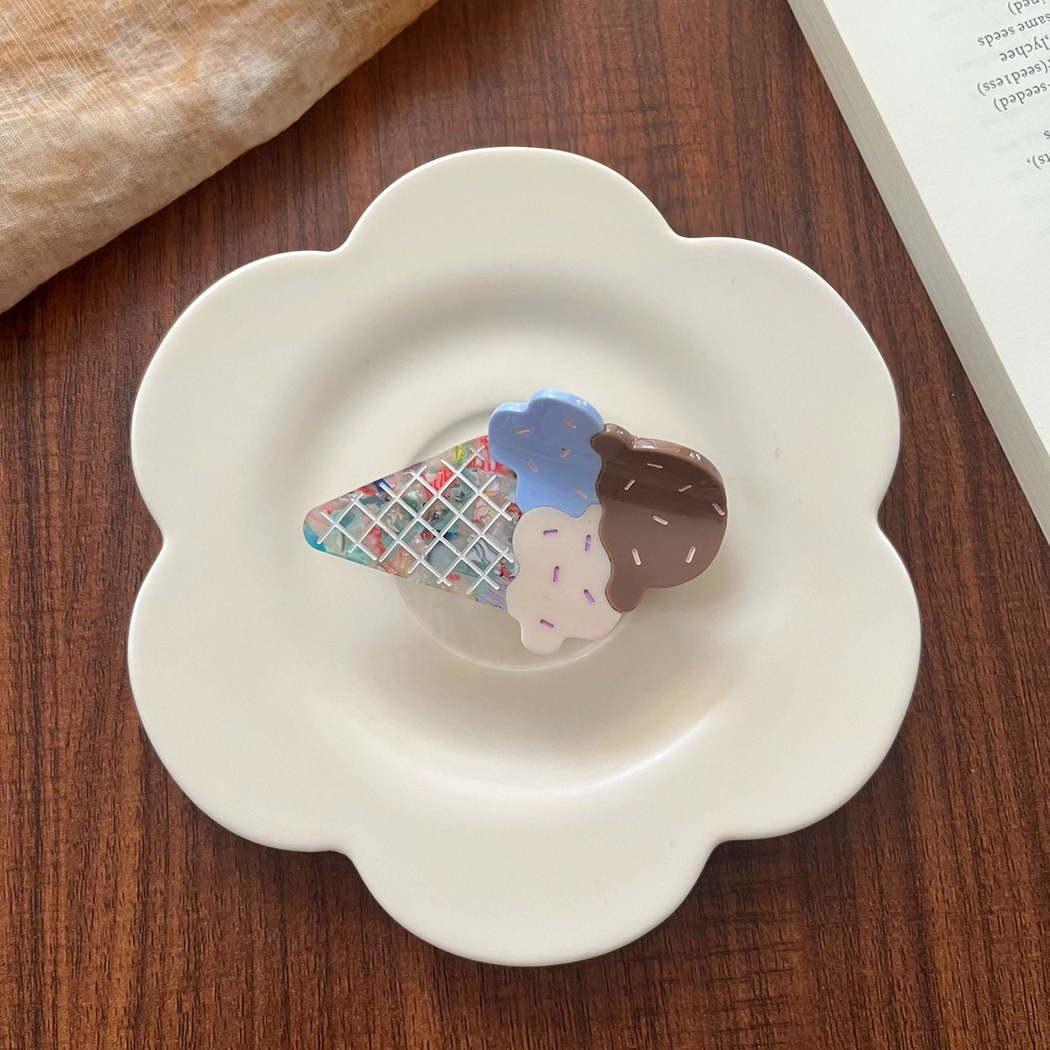 Beau - Ice Cream Motif Sprinkle Pattern Hair Claw