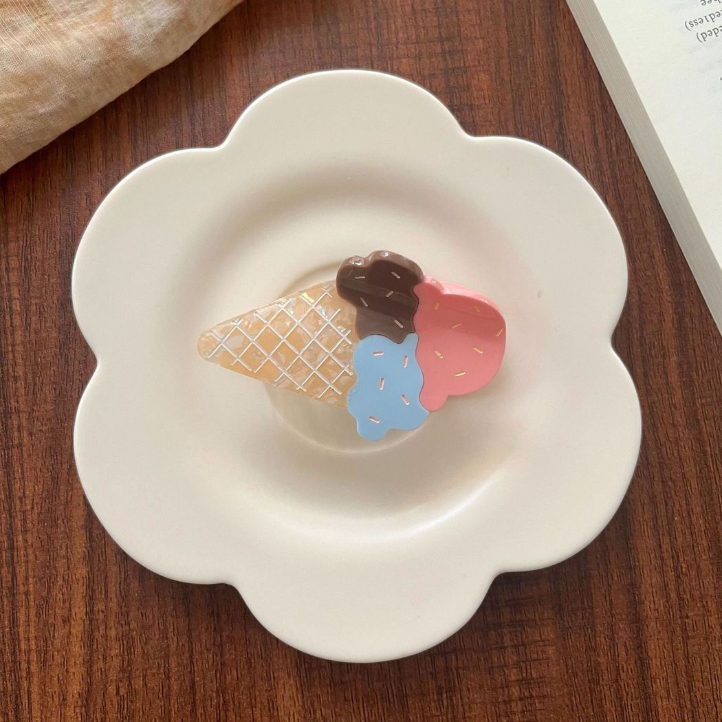 Beau - Ice Cream Motif Sprinkle Pattern Hair Claw