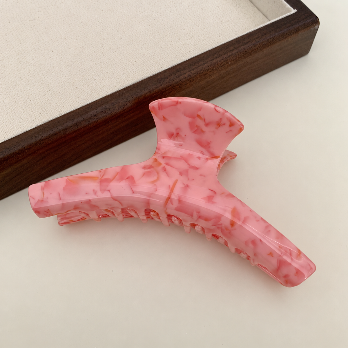 Hair accessory product image 4