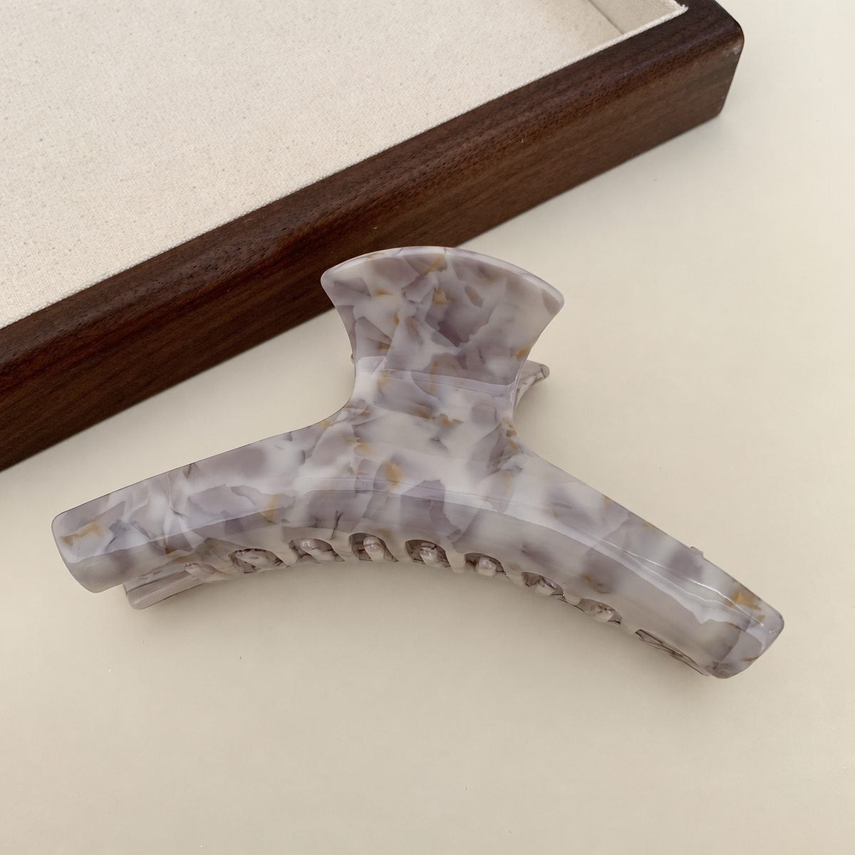 Hair accessory product image 5