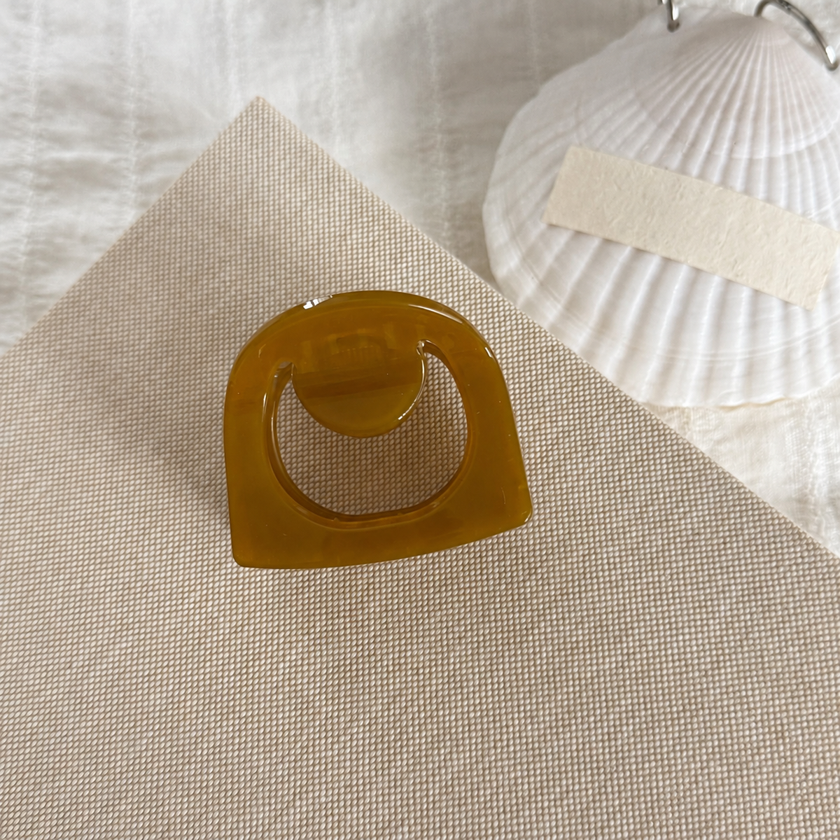 Hair accessory product image 6