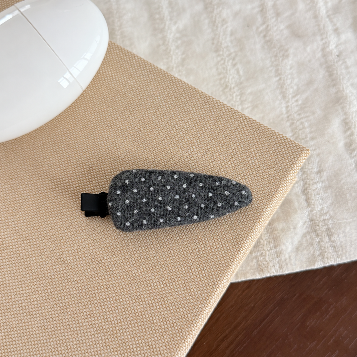 Hair accessory product image 3
