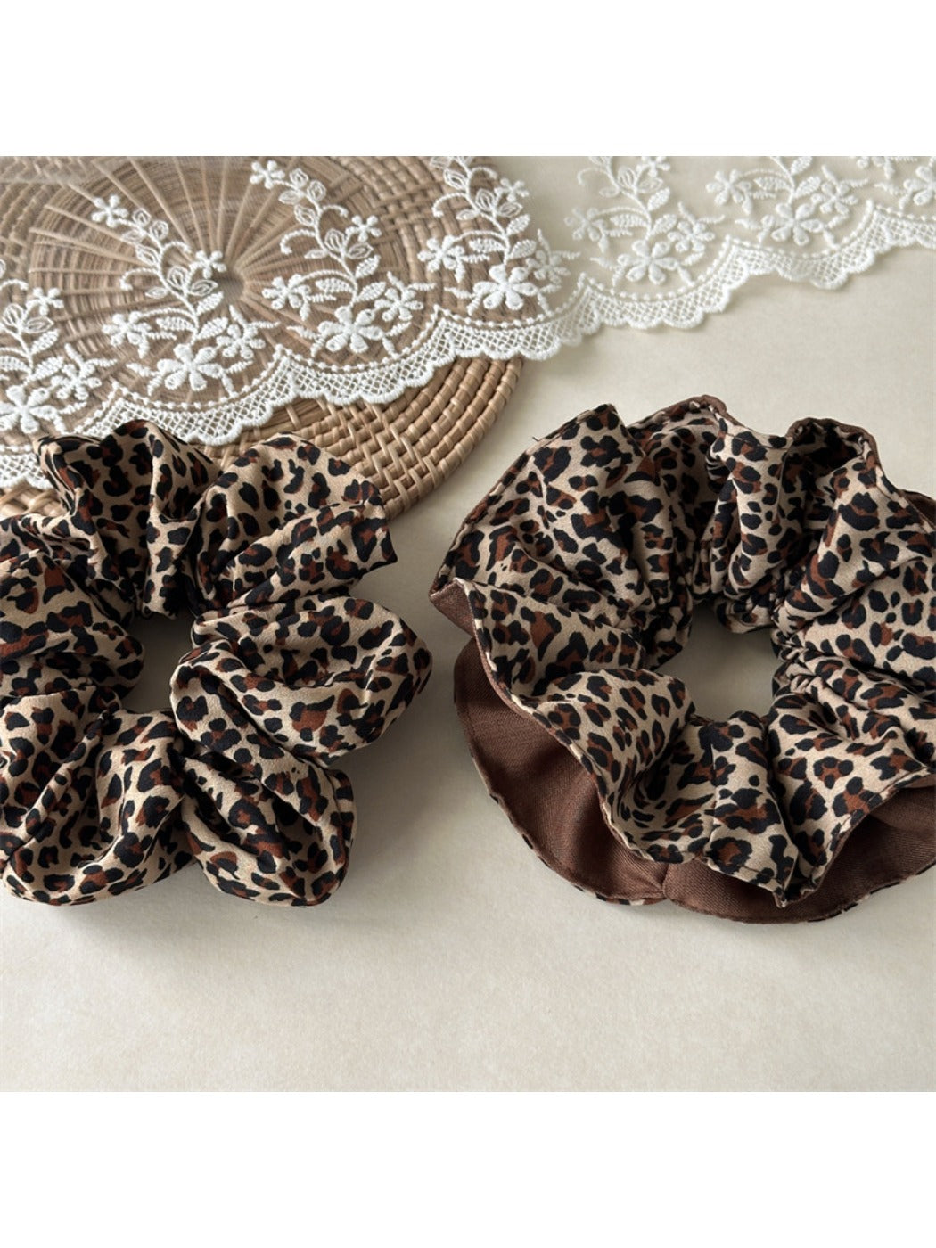 Gifty - Vintage Leopard Print Hair Ties