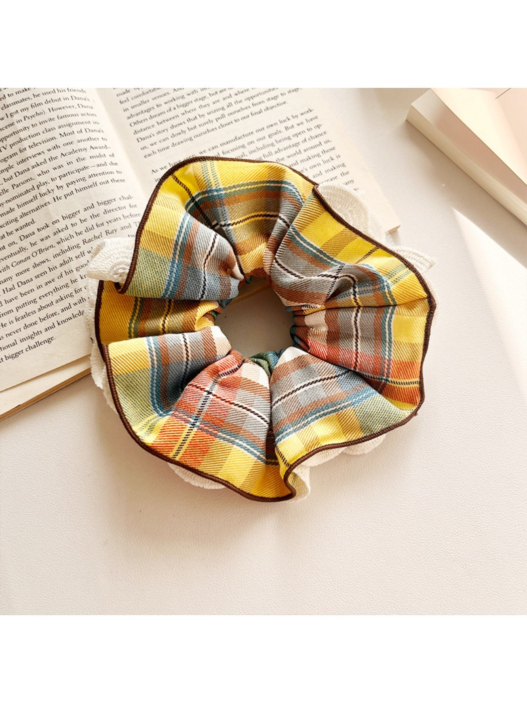 Gifty - Color Block Plaid Lace Scrunchie