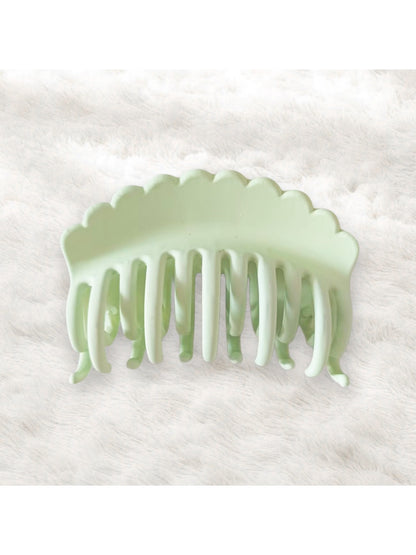 Beau - Wave Design Plastic Large Tooth Claw Clip
