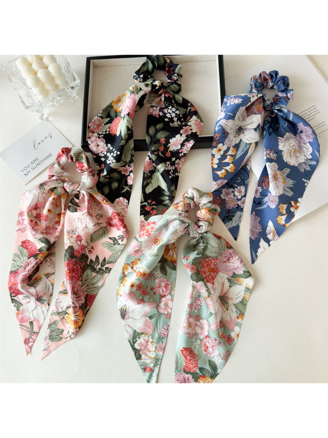 Gifty - Satin Printed Triangle Scrunchie