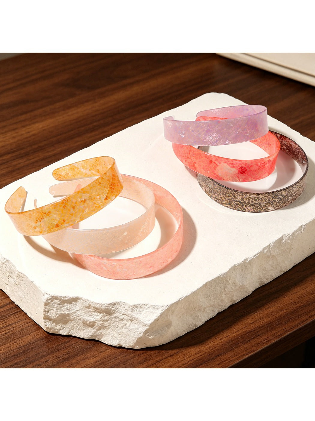 Gifty - Glossy PVC Grid Texture Wide Headband