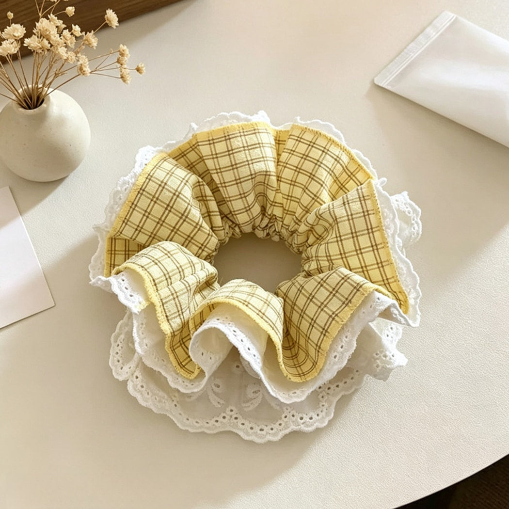 Gifty - Ruffled Plaid Lace Trim Elastic Scrunchie
