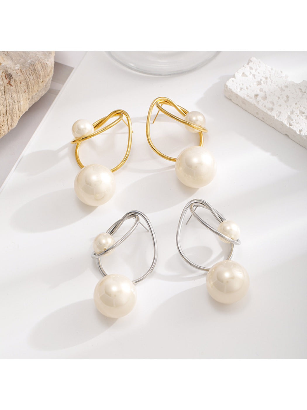 Earedge - Chic Geometric Shape Earrings