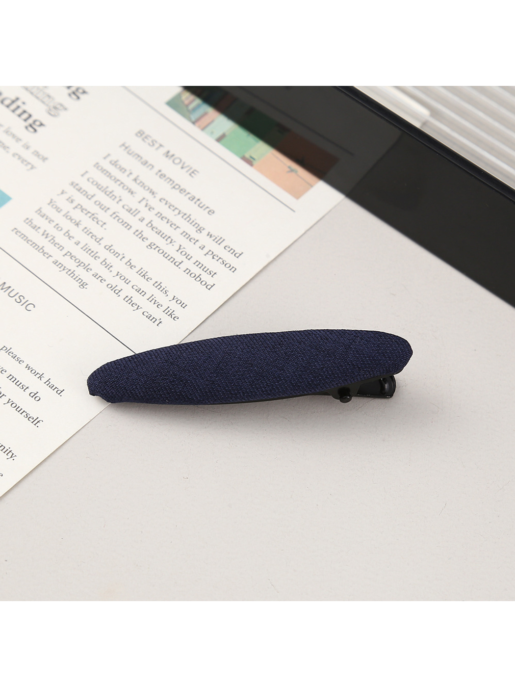 Beau - Solid Color Polyester Oval Hair Clip