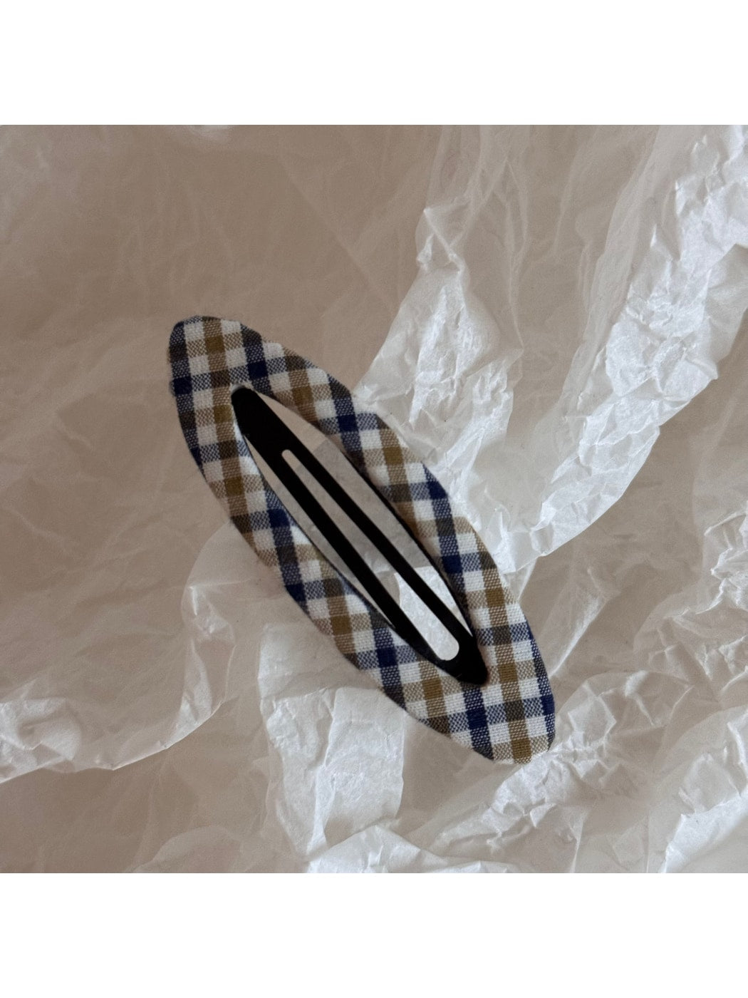 Beau - Plaid Fabric Covered Oval Alloy Hair Clip