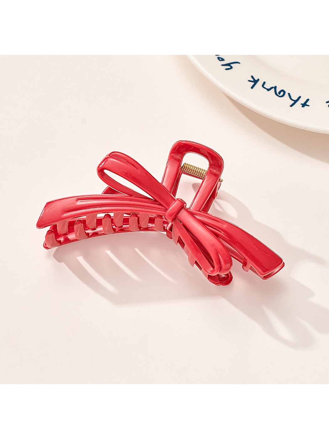 Beau - Curved Plastic Bow Hair Styling Claw Clip