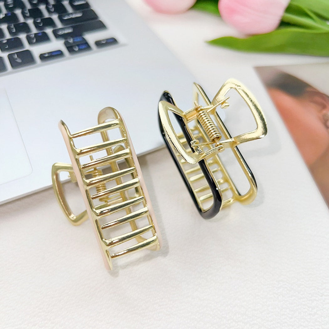 Beau - Minimal Geometric Open Frame Claw Clip