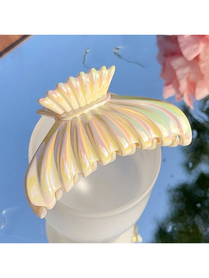Beau - Ombre Fishtail Claw Clip
