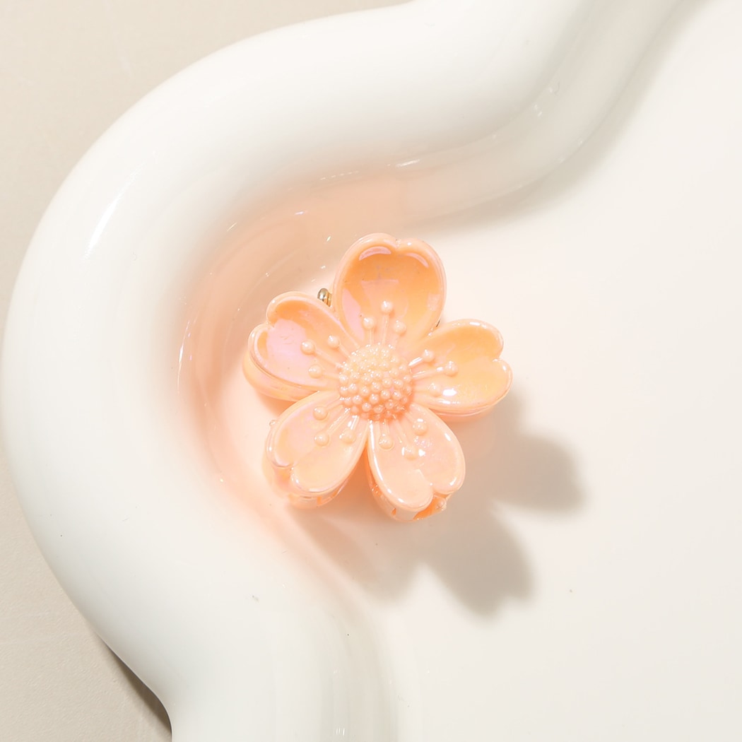 Beau - Glossy Petal Flower PS Claw Clip