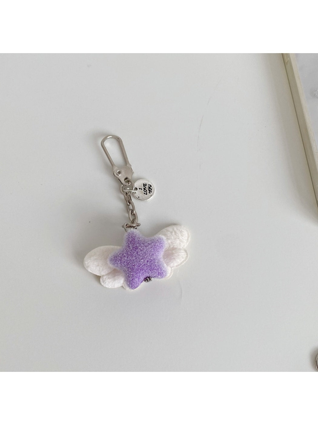 Keypus - Flocked Angel Wing Five-Point Star Keychain