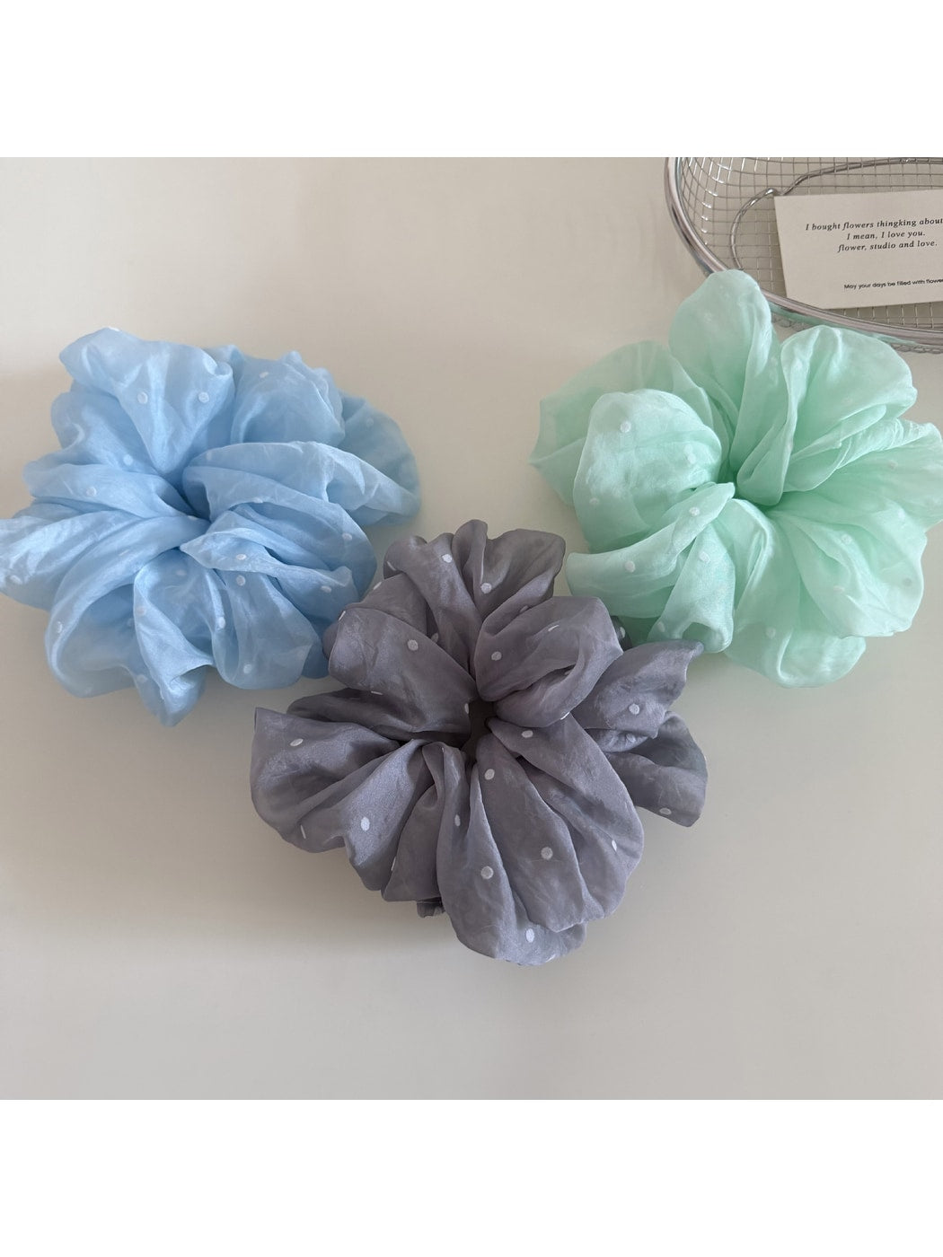 Gifty - Fluffy Polyester Mesh Polka Dot Scrunchie