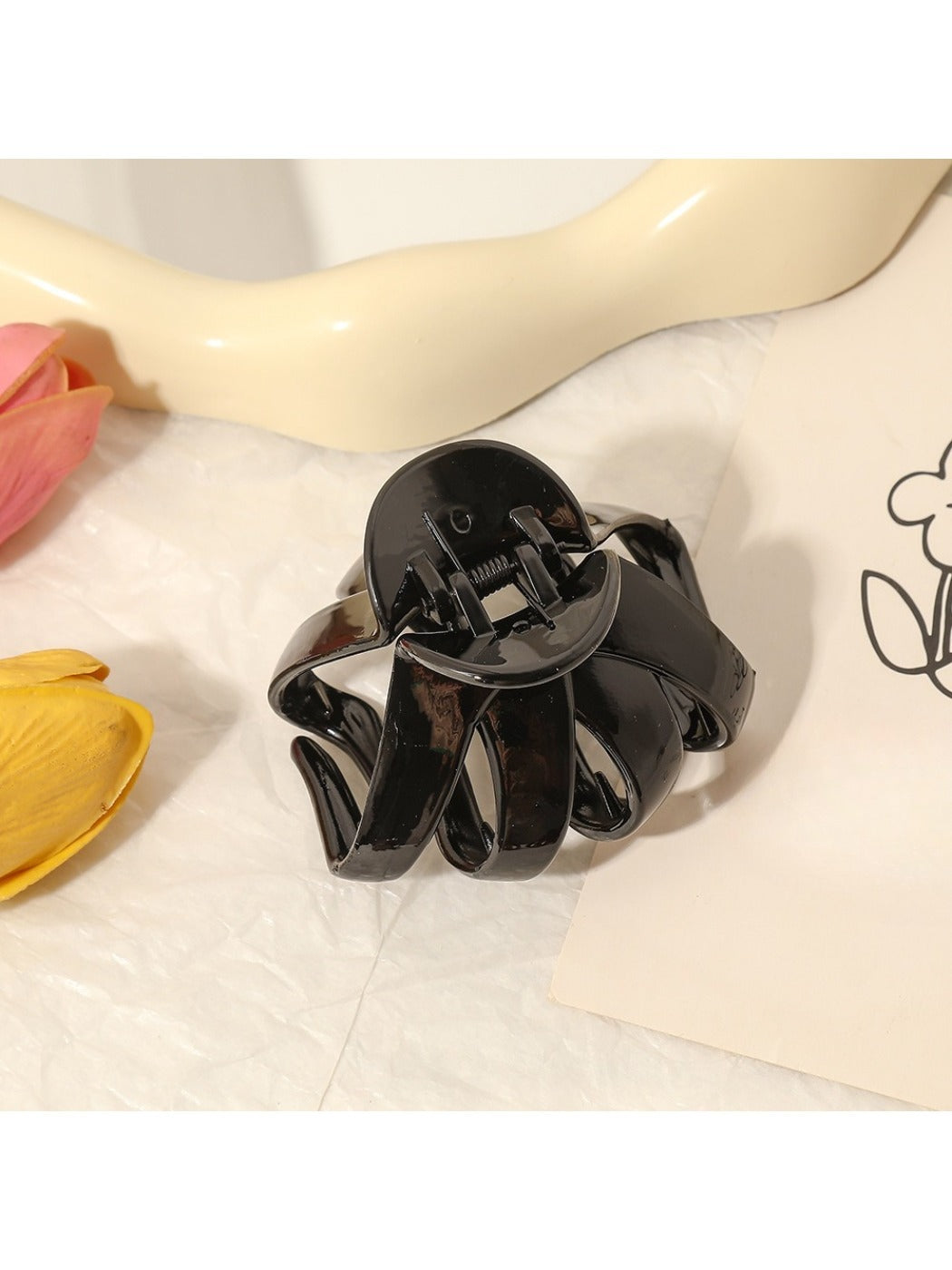 Beau - Retro Minimalist Everyday Hair Clip