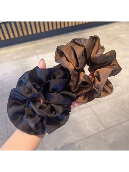 Gifty - Two Tone Crinkled Satin Scrunchie