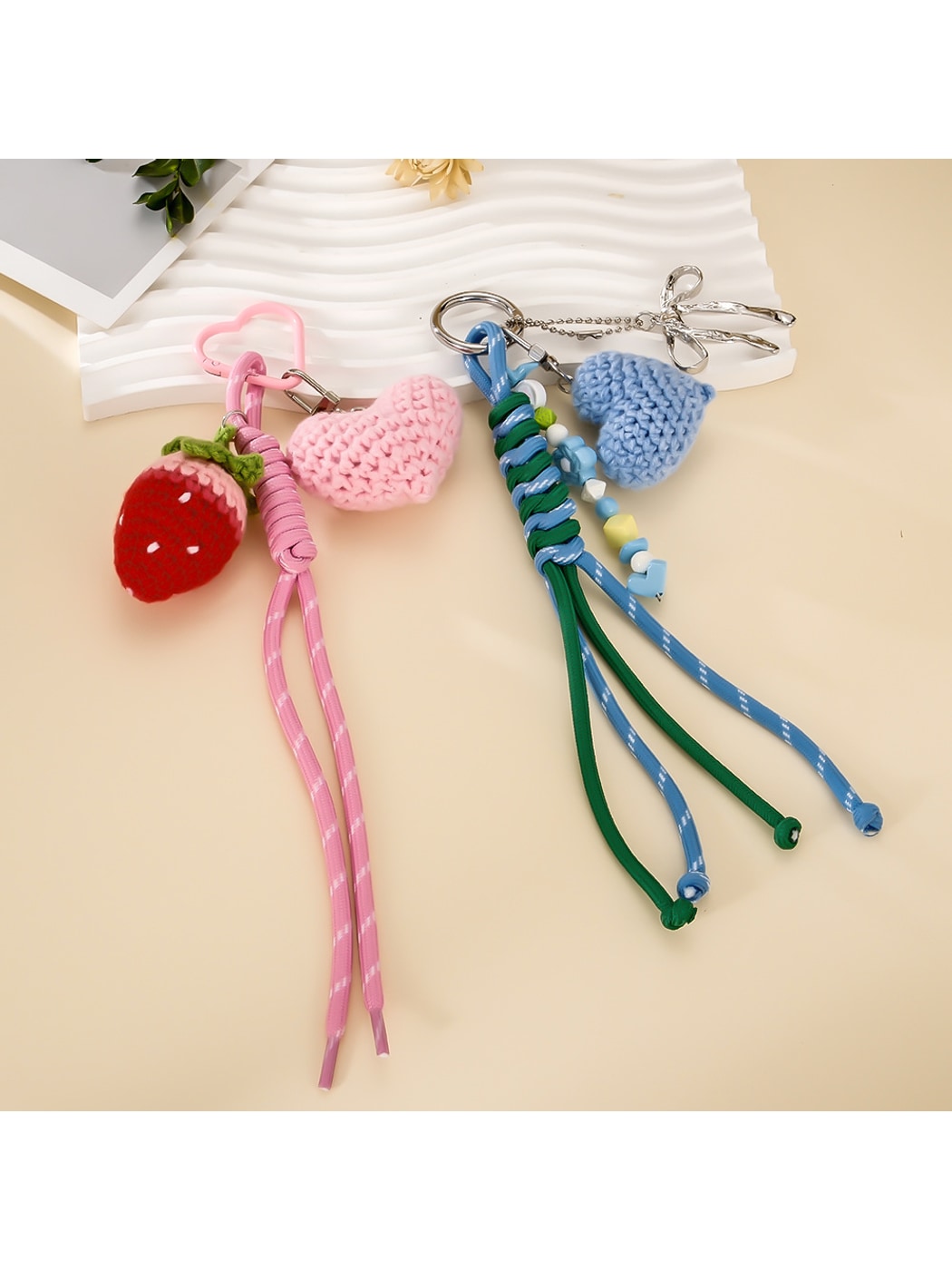Keypus - Textured Heart Bow Bag Charm Keychain