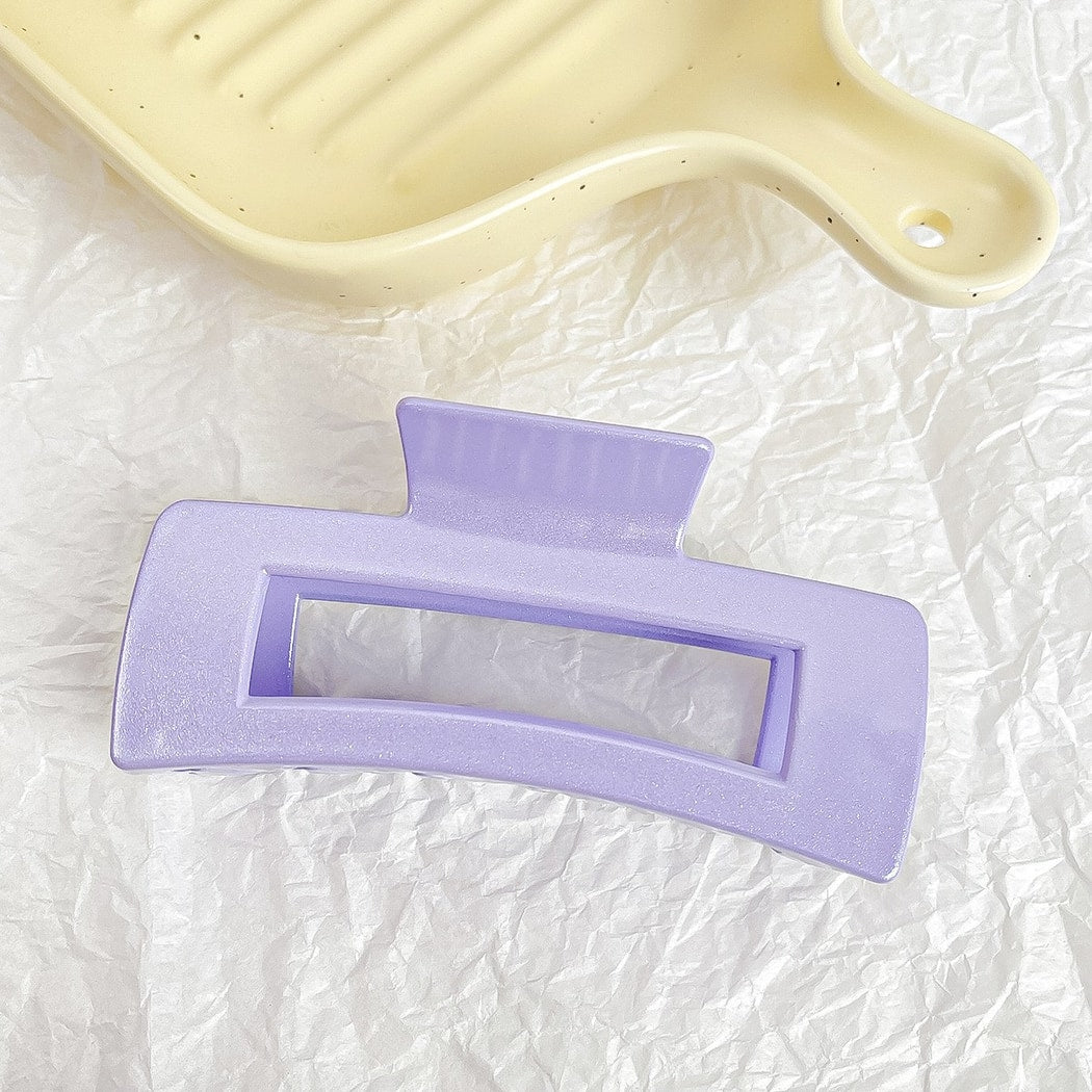 Beau - Geometric Plastic Line Detail Claw Hair Clip