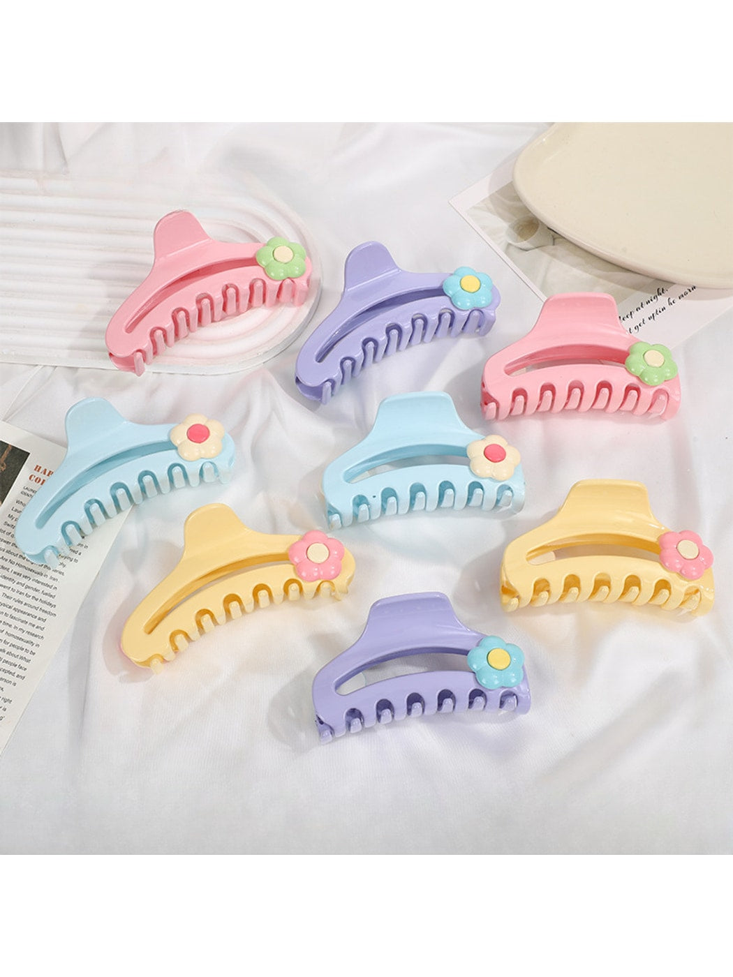 Beau - Sweet Floral Plastic Claw Clip