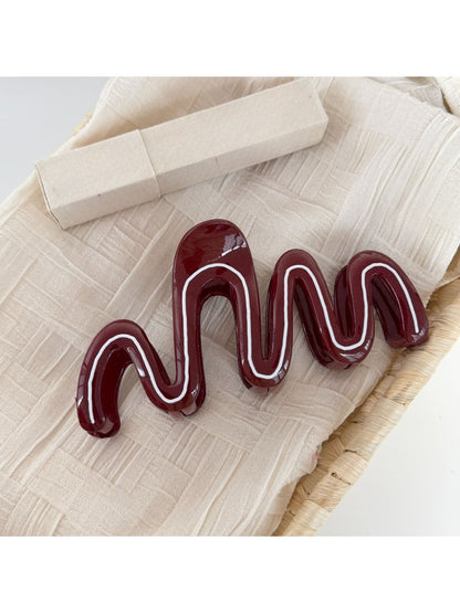 Beau - Versatile Red Irregular-Shaped Hair Clip