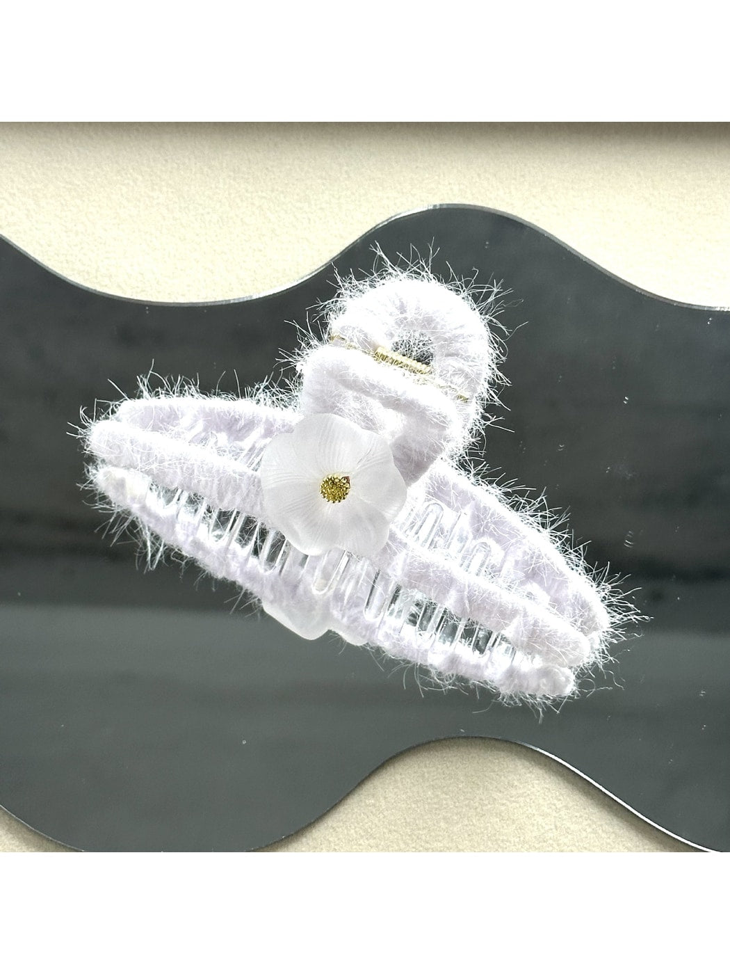 Beau - Plush Floral Decorative Claw Clip