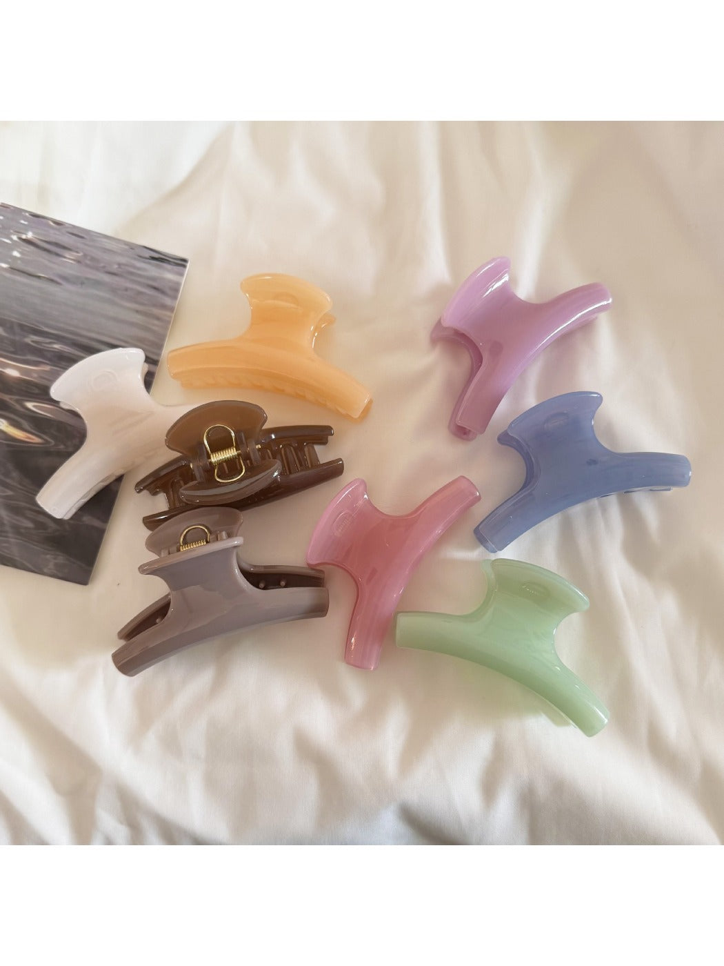 Beau - Fashionable Minimalist Colorful Hair Clip
