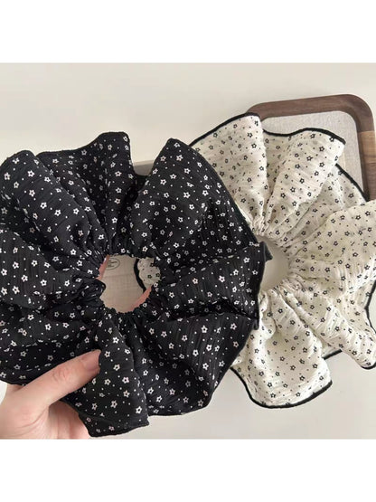 Gifty - Floral Print Hair Ring