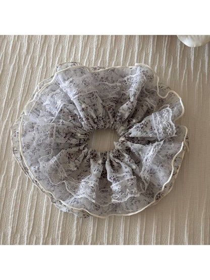 Gifty - Lace Trim Floral Print Scrunchie