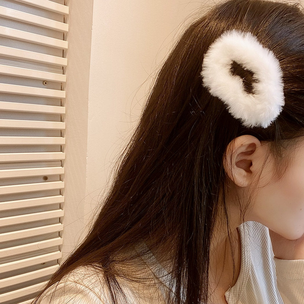 Beau - Openwork Cloud Shape Plush Hair Clip