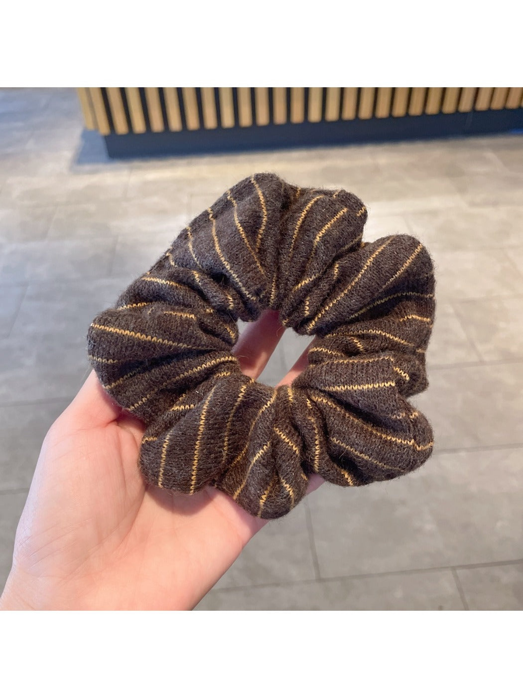 Gifty - Color Blocked Twill Scrunchie