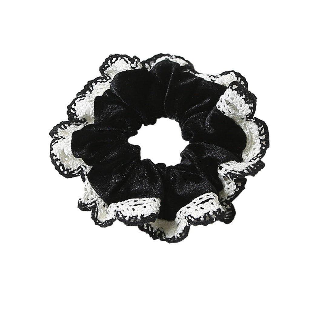 Gifty - Retro Velvet Lace Trim Scrunchie