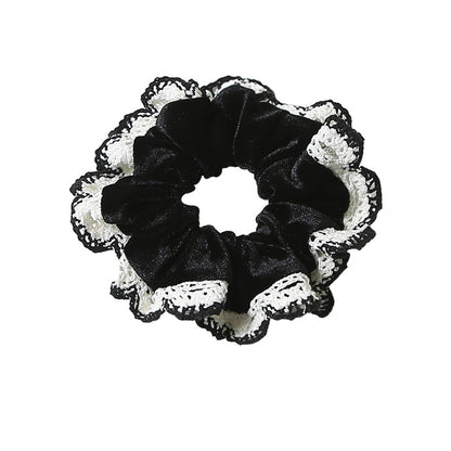 Gifty - Retro Velvet Lace Trim Scrunchie