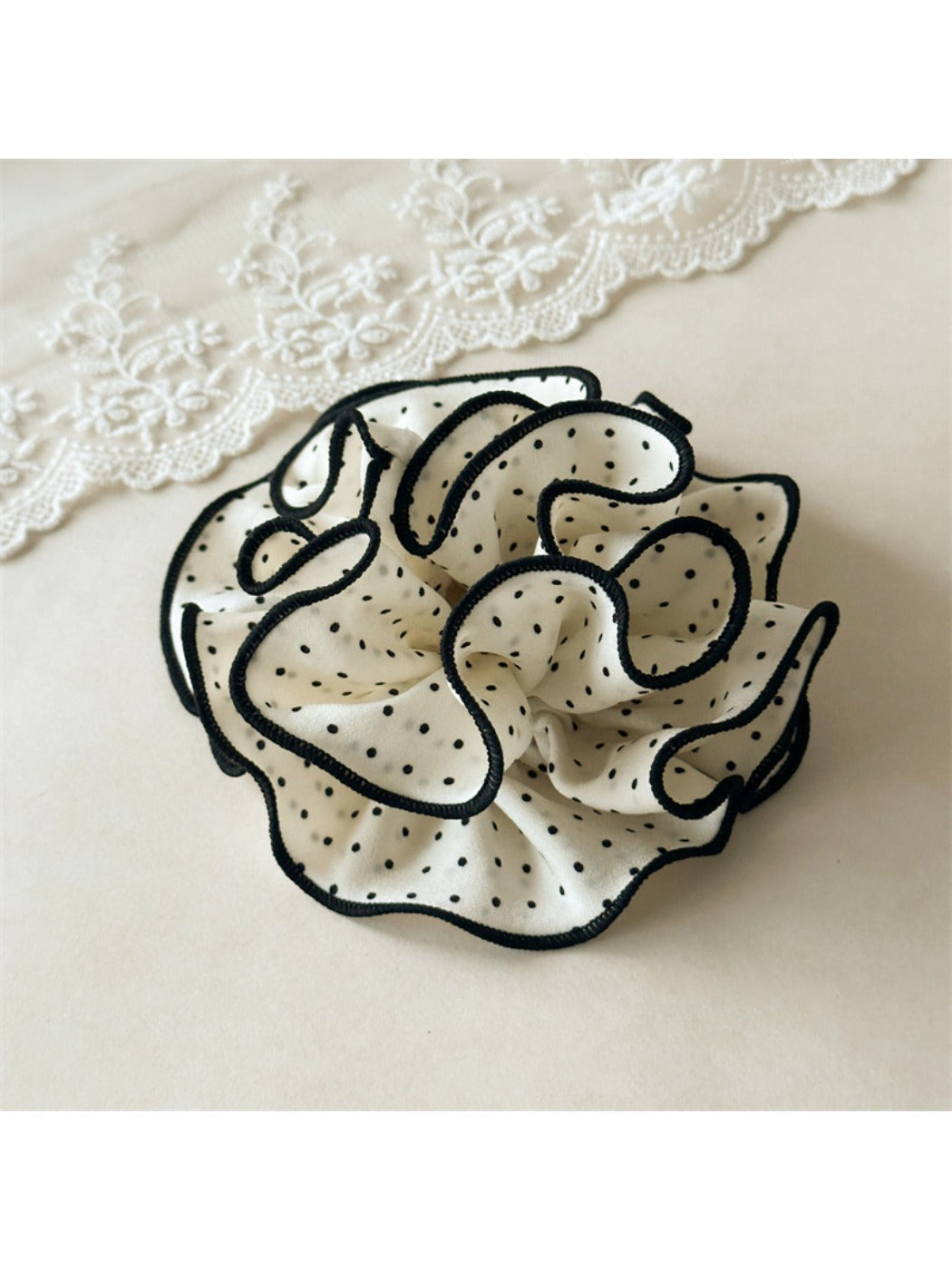 Gifty - Solid Color Polka Dot Ruffle Scrunchie