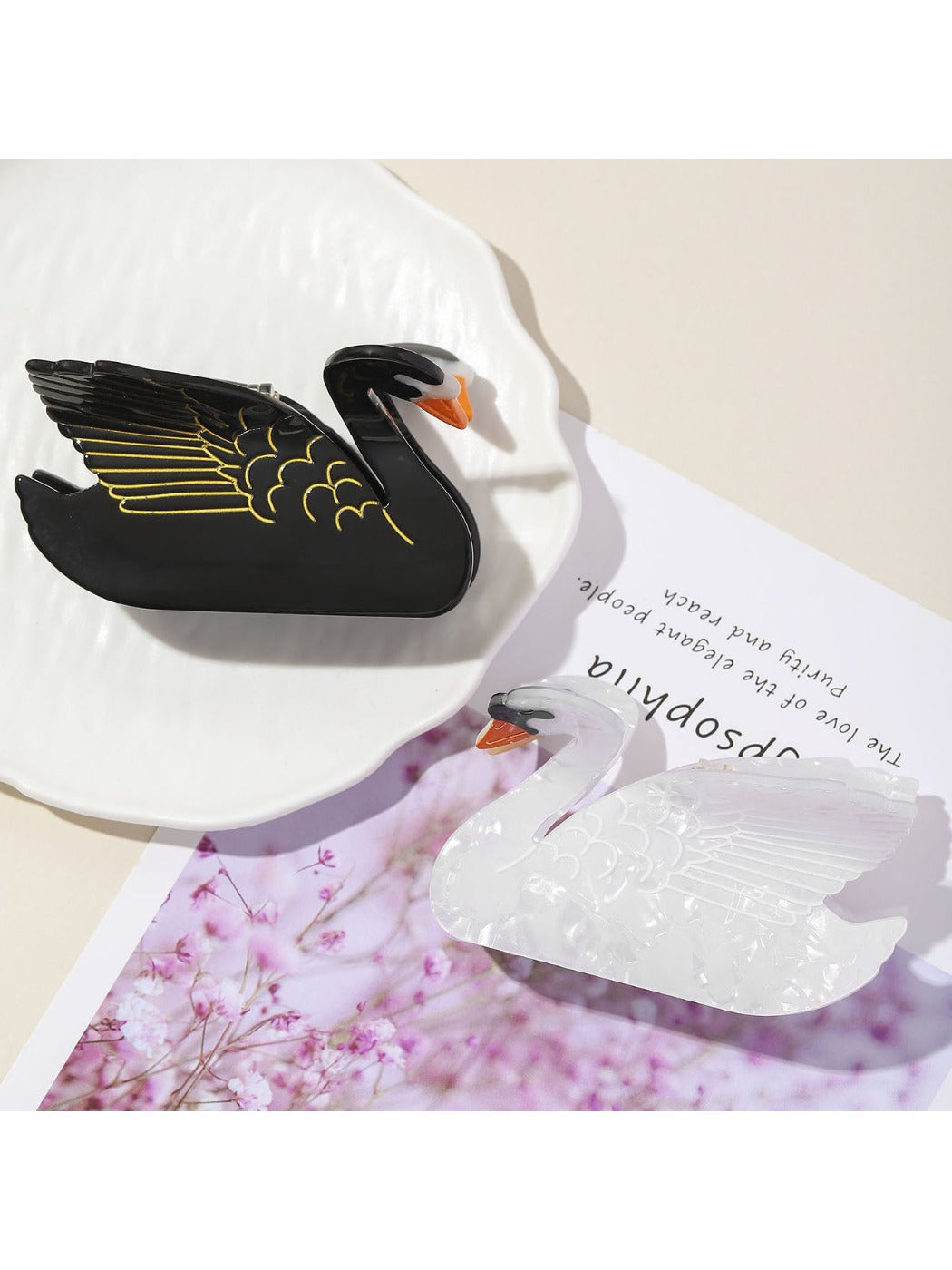 Beau - Adorable Swan Shaped Hair Claw Clip