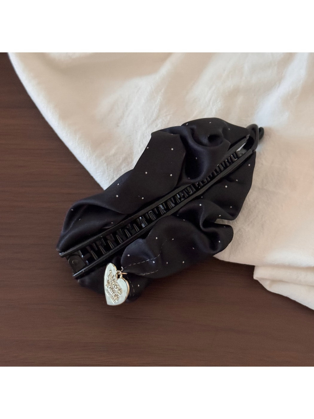 Gifty - Polka Dot Ruched Satin Finish Scrunchie