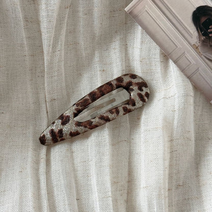 Beau - Leopard Print Patterned Fabric Claw Clip