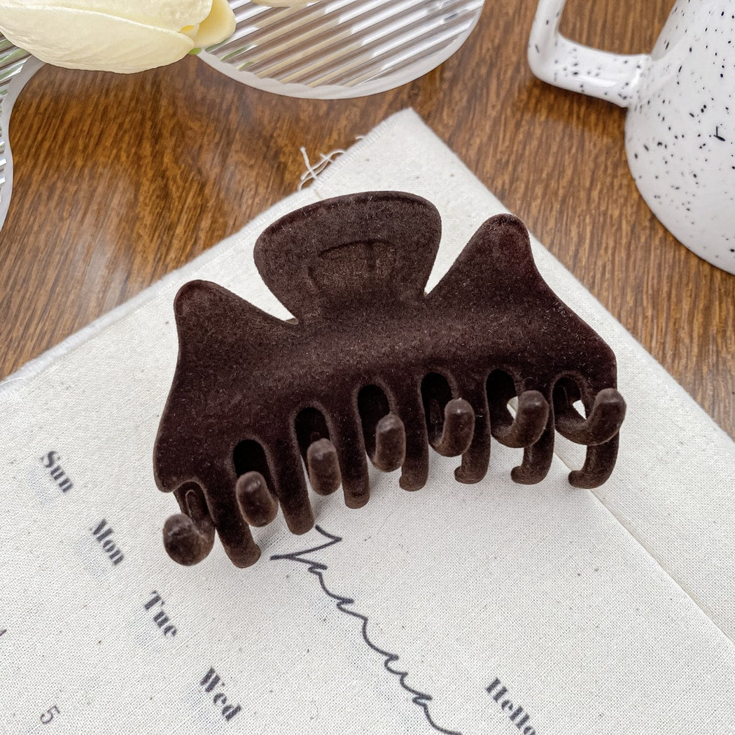Beau - Solid Plush Textured Fashion Claw Clip