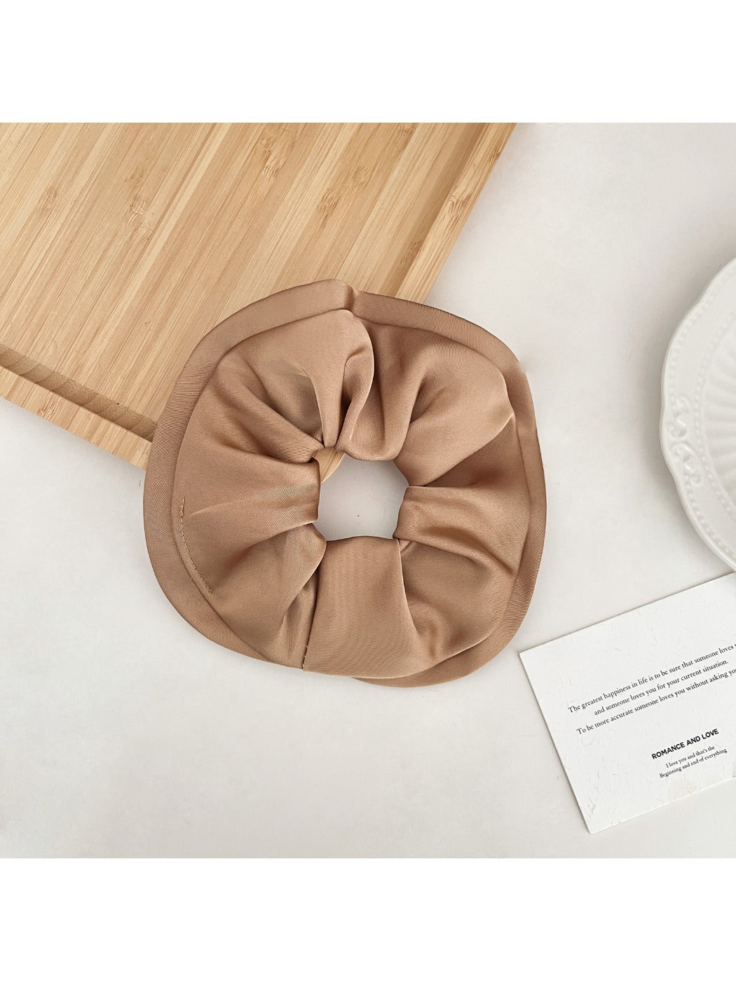 Gifty - Elegant Ruffle Scrunchie Hair Tie Ponytail Holder