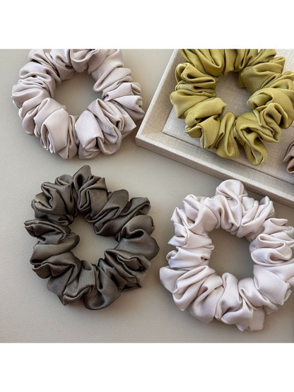 Gifty - Versatile Ruched Satin Hair Scrunchies